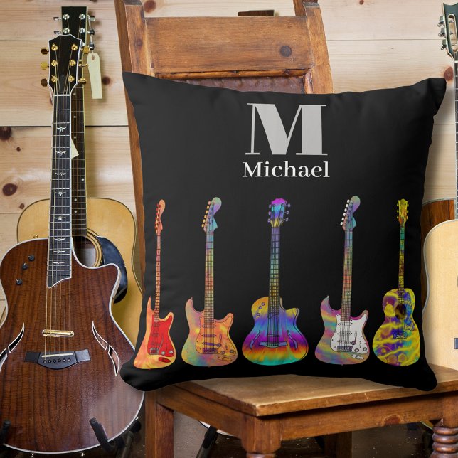 Farbige Gitarren Monogram Black Kissen (Colorful guitar pattern custom monogram black pillow for guitarists musicians music guitar teachers)