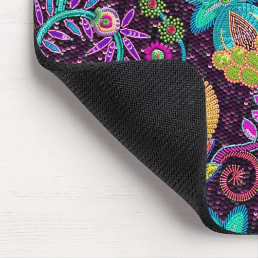 Farbige Glasperlen sehen wie Retro-Blumenmuster au Mousepad (Ecke)
