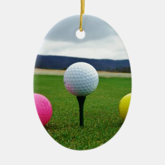 Farbige Golfbälle, Berg-Tee Keramikornament (Vorne)