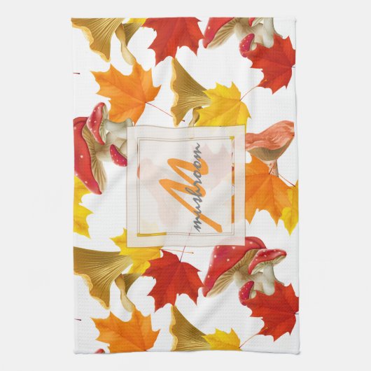 Farbige Herbstblätter und Mushroom-Monogramm Geschirrtuch (Vertikal)