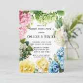 Farbige Hydrangea Butterfly Wedding Couples Dusche Einladung (Stehend Vorderseite)