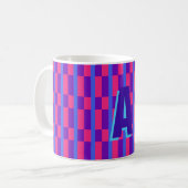 Farbige karierte Monogramm Kaffeetasse (Vorderseite Links)