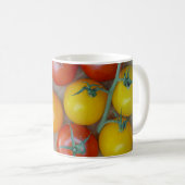 Farbige kleine Tomaten Kaffeetasse (VorderseiteRechts)