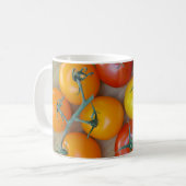 Farbige kleine Tomaten Kaffeetasse (Vorderseite Links)