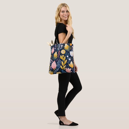 Farbige künstlerische Blume Tasche (Am Model)