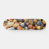 Farbige Kürbisse A Skateboard (Horizontal)