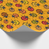 Farbige Ladybugs Geschenkpapier (Ecke)