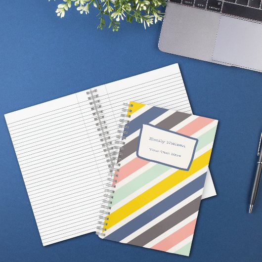 Farbige Mädchen Mit Monogramm Name School Betreff Notizblock