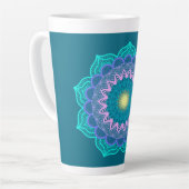 Farbige Mandala auf blauem Hintergrund Milchtasse (Linke Ecke)