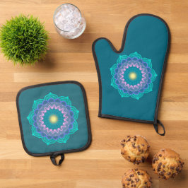 Farbige Mandala auf blauem Hintergrund Ofenhandschuh & Topflappen-Set
