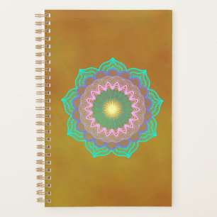 Farbige Mandala auf goldenem Hintergrund Planer
