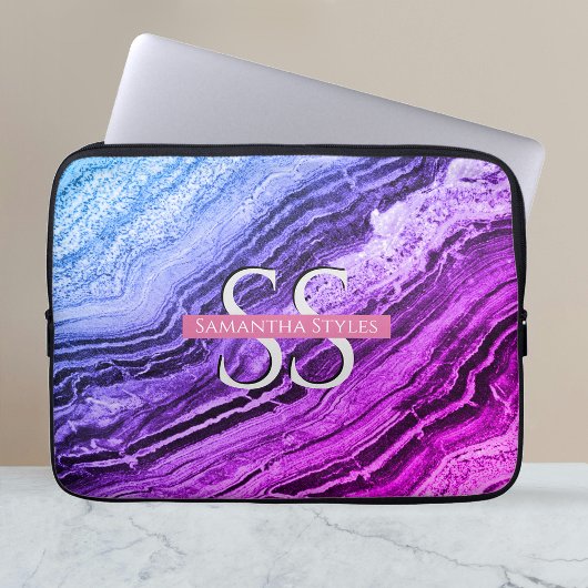 Farbige Marmormonogramm und Name Laptopschutzhülle