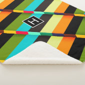 Farbige, moderne Abstrakte Streifen und Monogramm Sherpadecke (3/4)