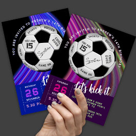Farbige moderne sportliche Fußball-Geburtstagsfeie Einladung