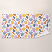 Farbige Muscheln in Weiß Badehandtuch (Badehandtuch)