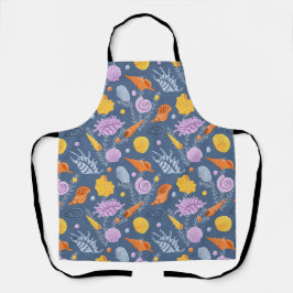 Farbige Muscheln und Algen auf blau Schürze