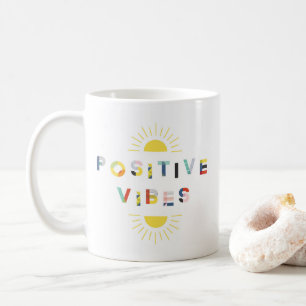 Farbige Muster Typografie Positive Vibes Moderne Kaffeetasse