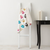 Farbige Niedliche Cupcakes Muster Monogramm Sherpadecke (Beispiel)