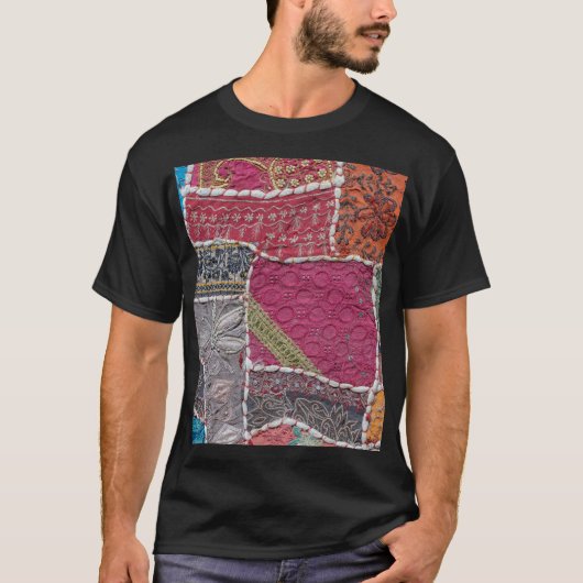 Farbige Patchwork-Teppiche Details T-Shirt (Vorderseite)