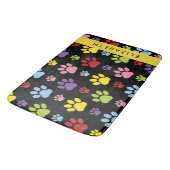 Farbige Paws, Muster, Hundepaws, Ihr Name Badematte (Schrägansicht)