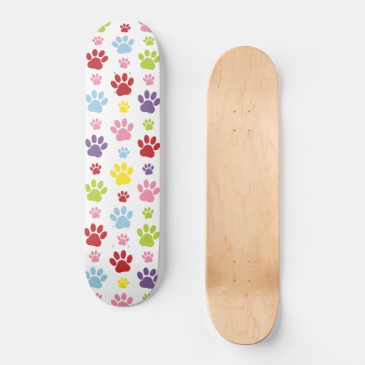 Farbige Paws, Muster, Hundeschlitten, Paw Prints Skateboard (Vorderseite)