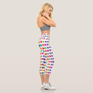 Farbige Pickleballs auf Weiß Capri Leggings