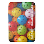  Farbige Pickleballs, benutzerdefinierter Text Badematte (Vorderseite Vertikal)