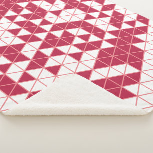 Farbige rosa Magenta geometrische Dreiecke Sherpadecke