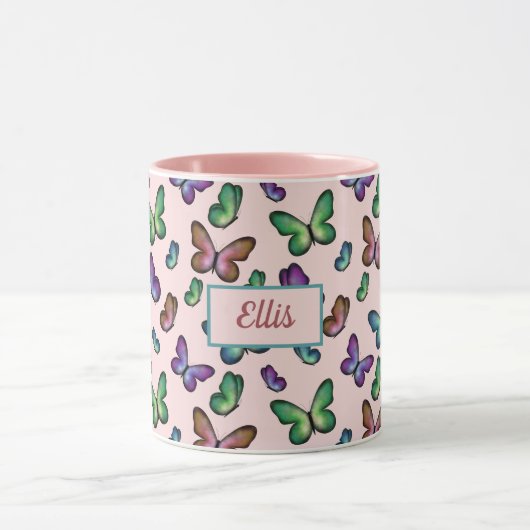 Farbige Schmetterlinge fügen Ihren Namen hinzu Tasse (Zentrum)