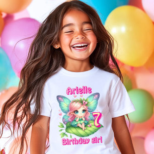 Farbige sitzende Feen-Schmetterlings-Geburtstags- T-Shirt
