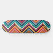 Farbige Stammesmuster Skateboard (Horizontal)