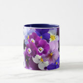 Farbige Stiefmütterchen, Hübsche Blume, Tasse (Zentrum)