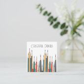 Farbige Stifte Quadratische Visitenkarte (Stehend Vorderseite)