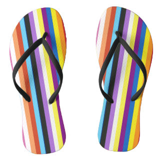 Farbige Streifenmuster mit dem Flag Flip Flops Badesandalen