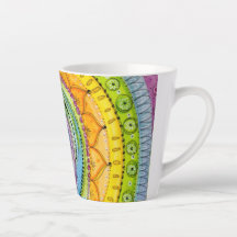 Farbige Sunburst Doodle Mandala Design Latte Tasse