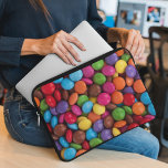 Farbige Süßigkeiten, Süßigkeiten, Süßigkeiten, Leb Laptopschutzhülle<br><div class="desc">Niedliches,  lustiges und bezauberndes Foto mit bunten Bonbons. Modernes und trendiges Geschenk,  perfekt für den Bonbonliebhaber in Ihrem Leben.</div>