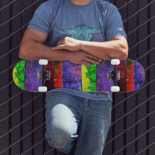 Farbige Texturierte Lila Rot- und Grünstreifen Coo Skateboard