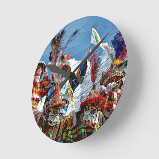 Farbige US-Jungfrau-Inseln Mocko Jumbie Jamboree Runde Wanduhr (Winkel)