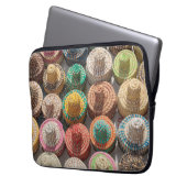 Farbige Waldhütten Laptopschutzhülle (Vorderseite Links)