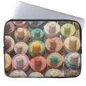 Farbige Waldhütten Laptopschutzhülle (Vorderseite)