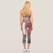 Farbige Wand mit blauer Tür Capri Leggings (Rückseite)
