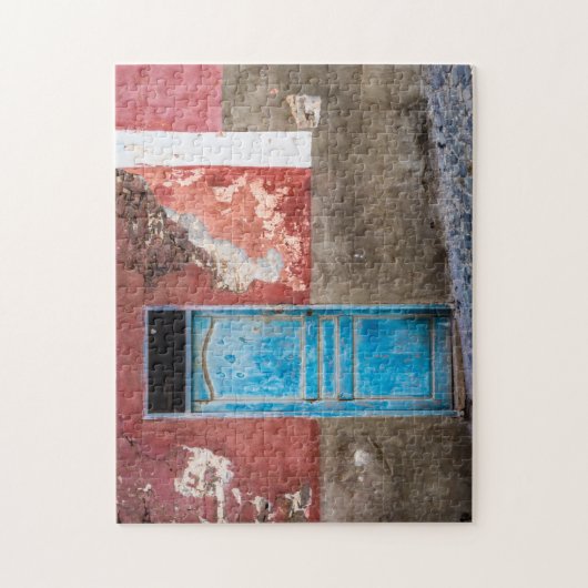 Farbige Wand mit blauer Tür Puzzle (Vertikal)