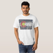 farbige Wand T-Shirt (Vorne ganz)