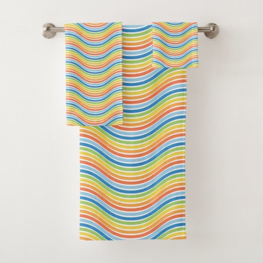 Farbige Wavy Lines Badetuch Set (Insitu)