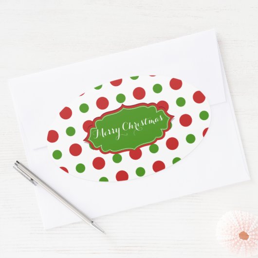 Farbige Weihnachtsrot-grüne Punkte Ovaler Aufkleber (Umschlag)