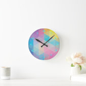 Farbiger abstrakter Dreieckshintergrund Runde Wanduhr (Zuhause)