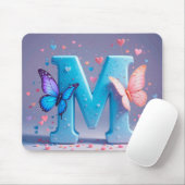 Farbiger Buchstabe M mit Schmetterlingen Mousepad (Mit Mouse)