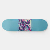Farbiger Drache mit Aquamarinem Licht Skateboard (Horizontal)