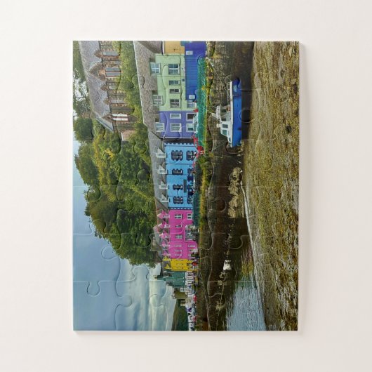 Farbiger Hafen von Portree | Insel Skye Puzzle (Vertikal)