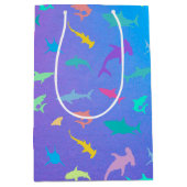 Farbiger Hai unter dem Party des Meeresgrades Mittlere Geschenktüte (Vorderseite)